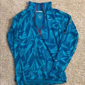 Nike pullover